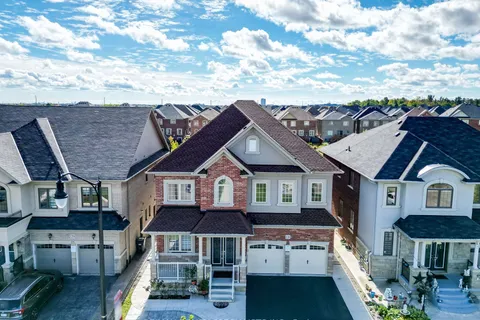 18 Yarmouth St, Brampton, ON L7A 4X7