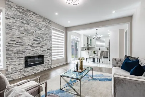 127 Lloyd Sanderson Dr, Brampton, ON L6Y 0Z9