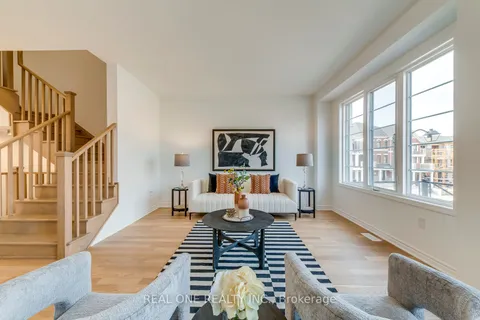 3044 Bramall Gdns, Oakville, ON L6H 7Y2