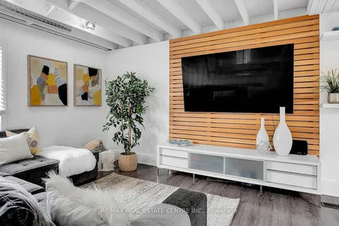 56 Jackman Dr, Brampton, ON L6S 2M1