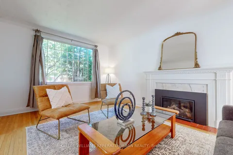 88 Botfield Ave, Toronto, ON M9B 4E4