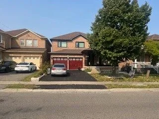 4 Fairhill Ave, Brampton, ON L7A 2A9