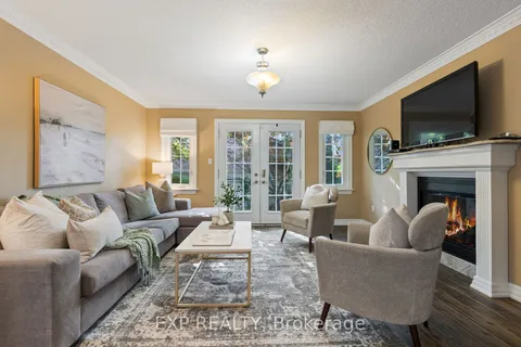5554 Middleport Cres, Mississauga, ON L4Z 3S5