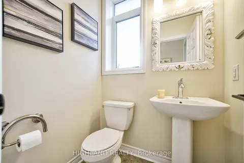 213 Camellia Cres, Oakville, ON L6H 1L1