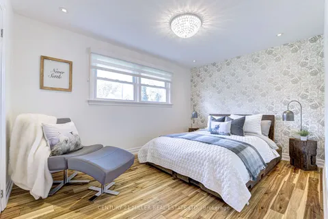 5442 Anthony Pl, Burlington, ON L7L 3G8