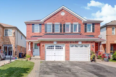 148 Willow Park Dr, Brampton, ON L6R 2N1