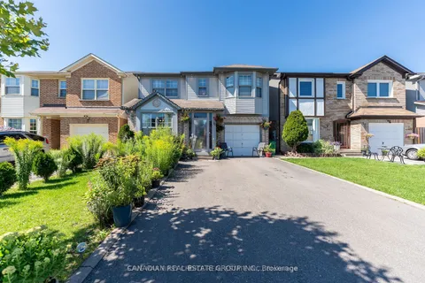 10 Chipmunk Cres, Brampton, ON L6R 1B2