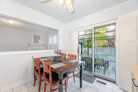 75 Fountainbridge Dr, Caledon, ON L7E 1V6