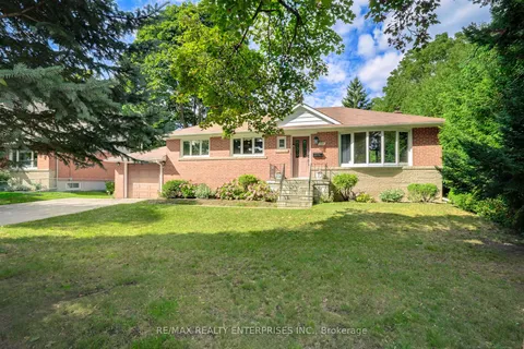 1795 Balsam Ave, Mississauga, ON L5J 1L3