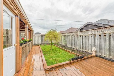 3 Orchid Dr, Brampton, ON L7A 1M4