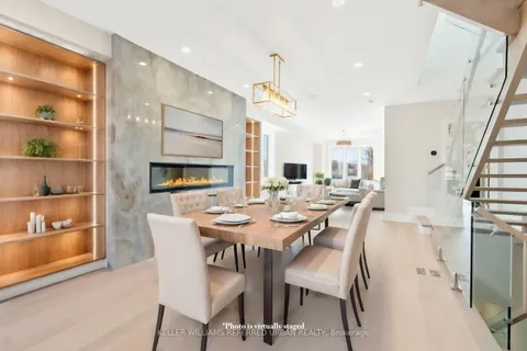 38 Kingdom St, Toronto, ON M9P 1W3