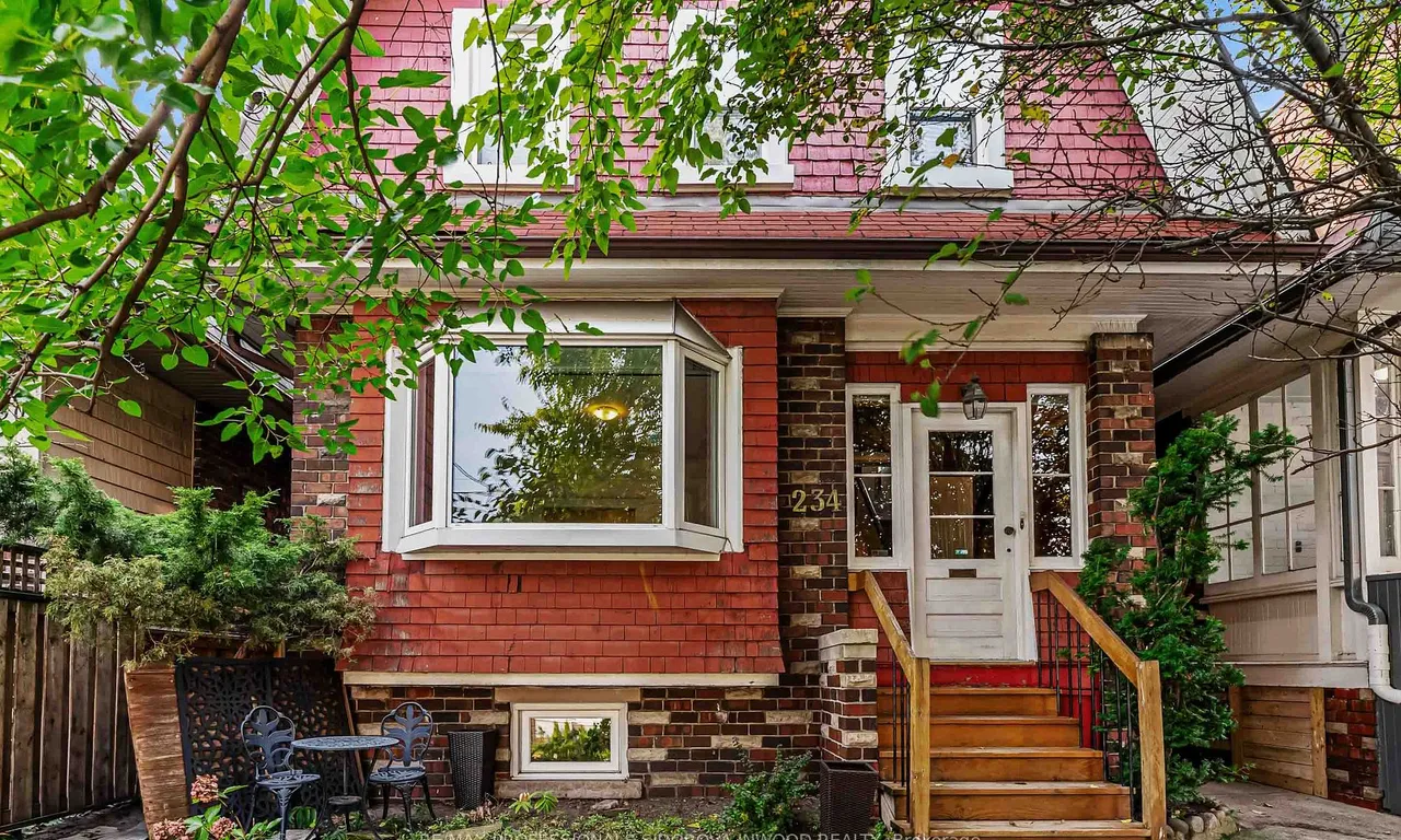 234 Keele St, Toronto, ON M6P 2K3