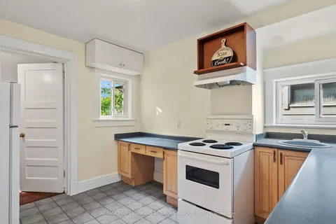 234 Keele St, Toronto, ON M6P 2K3