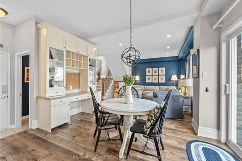 1005 Holdsworth Cres, Milton, ON L9T 0C3