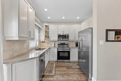 1005 Holdsworth Cres, Milton, ON L9T 0C3
