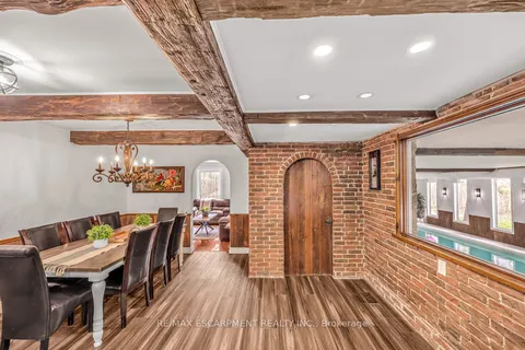 4316 Derry Rd, Burlington, ON L7M 0R5