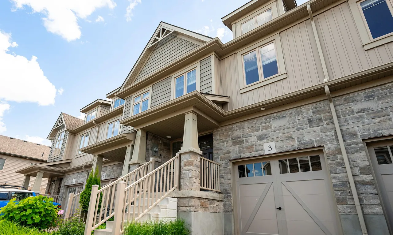 124 Parkinson Cres, Orangeville, ON L9W 6X3