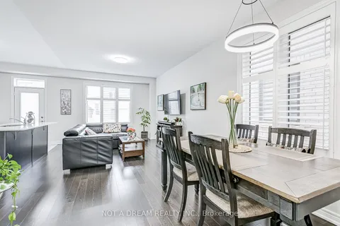 110 Emerald Coast Tr, Brampton, ON L7A 5A7