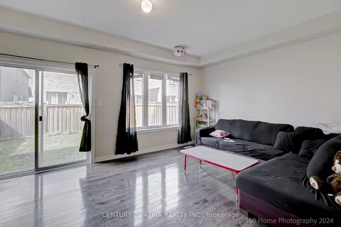 45 Lanark Circ, Brampton, ON L6X 5L3