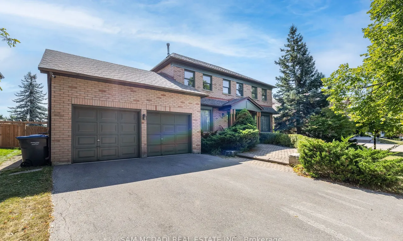 4 Penrose Crt, Brampton, ON L6Z 4P1