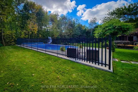 4100 Ennisclare Dr, Milton, ON N0B 2K0
