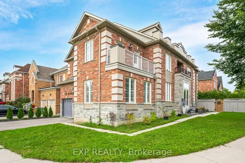 120 Fred Young Dr, Toronto, ON M3L 0A5