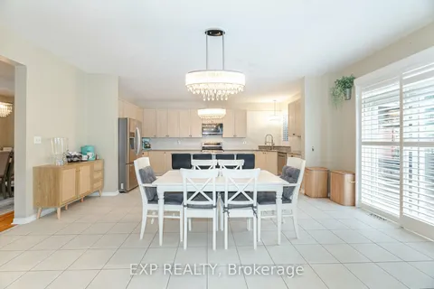 120 Fred Young Dr, Toronto, ON M3L 0A5