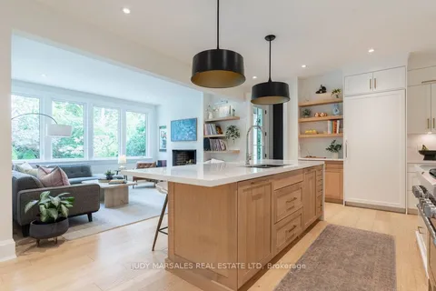 625 Hurd Ave, Burlington, ON L7S 1T4