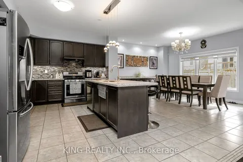 9 Monkton Circ, Brampton, ON L6Y 0X1