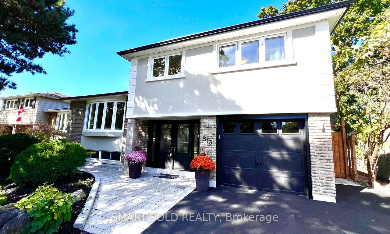 513 Bohemia Cres, Oakville, ON L6J 2K7