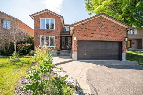 18 Esposito Crt, Toronto, ON M9C 5H6