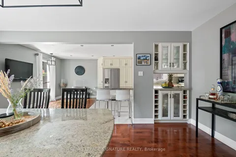 18 Esposito Crt, Toronto, ON M9C 5H6