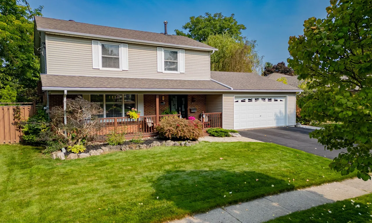 10 Baylor Cres, Halton Hills, ON L7G 1A6