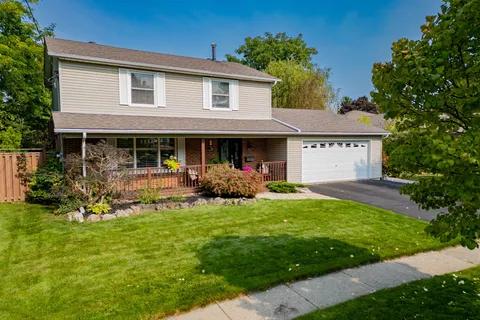 10 Baylor Cres, Halton Hills, ON L7G 1A6