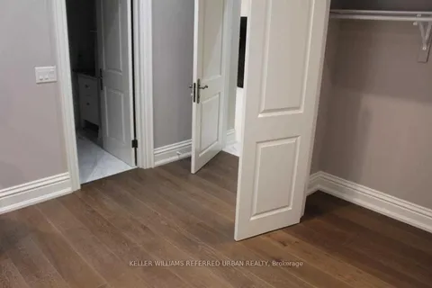 141 Gracefield Ave, Toronto, ON M6L 1L4