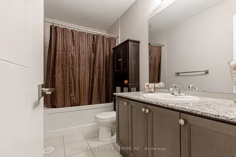 9 KERSEY Lane, Halton Hills, ON L7G 0K1