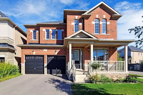 459 Threshing Mill Blvd, Oakville, ON L6H 0T3