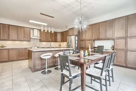 10 Royal Fern Cres, Caledon, ON L7C 2E9
