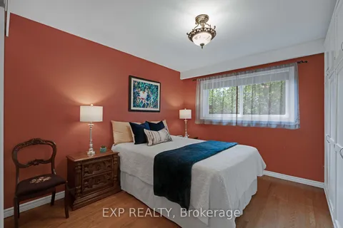 3395 Galena Cres, Mississauga, ON L5A 3L7