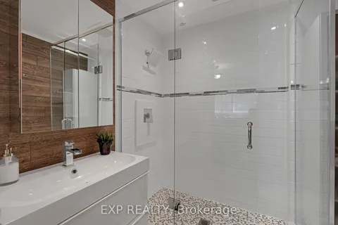 3395 Galena Cres, Mississauga, ON L5A 3L7