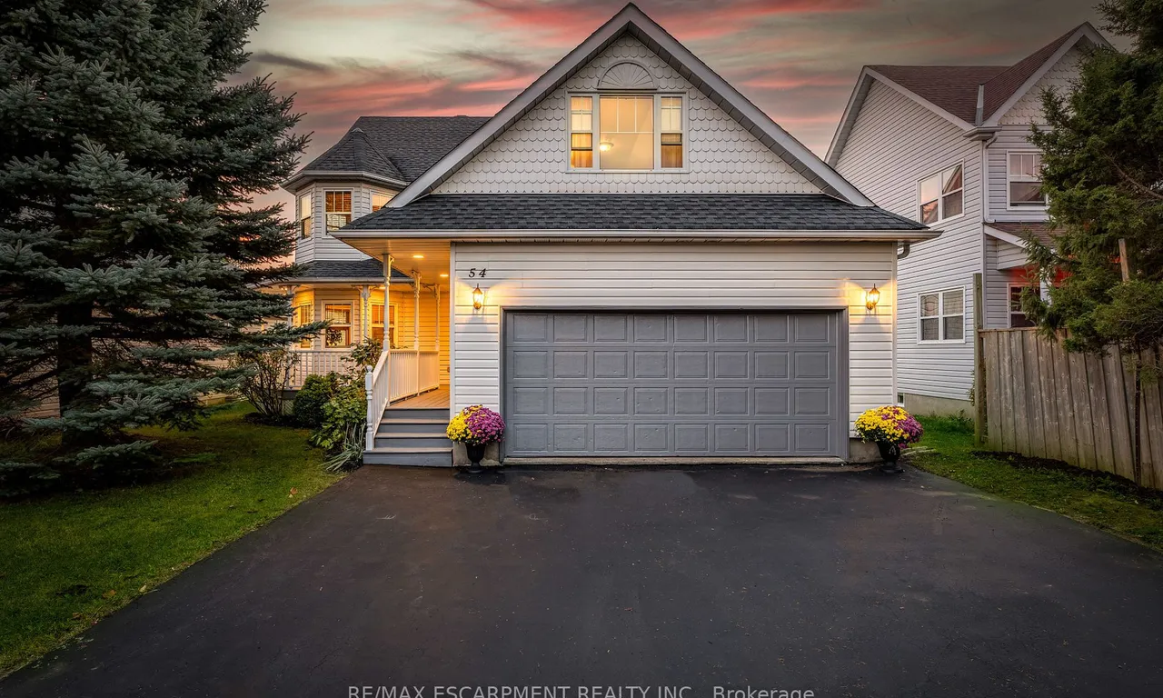 54 Dairy Dr, Halton Hills, ON L7J 2Y1