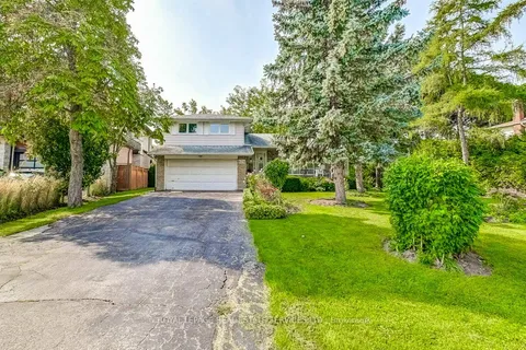 424 Donnybrook Rd, Oakville, ON L6J 4Y3
