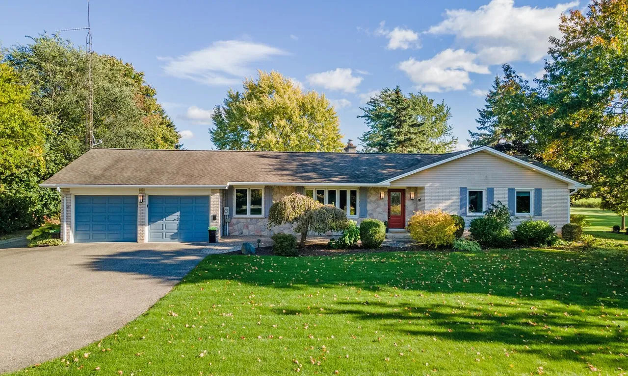 12596 22 Sdrd, Halton Hills, ON L7G 4S4