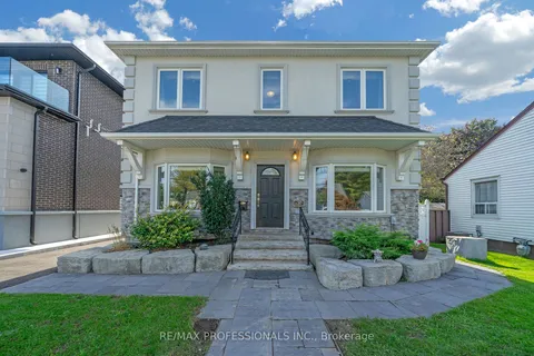 3 Frankwood Rd, Toronto, ON M8Z 1Y8