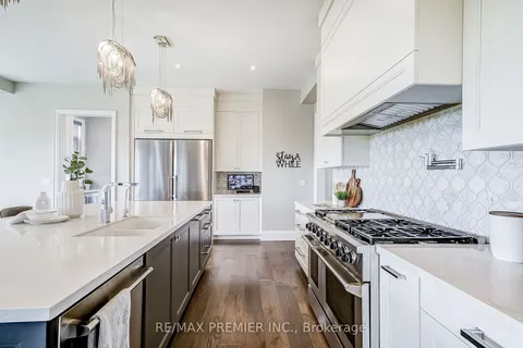 344 Amos Dr, Caledon, ON L7E 3N6