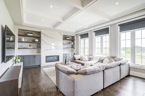 344 Amos Dr, Caledon, ON L7E 3N6