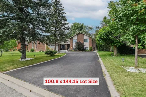 42 Boreham Circ, Brampton, ON L6Z 1T4