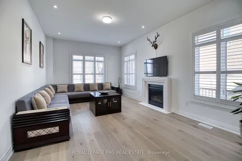 11 Jura Cres, Brampton, ON L6P 4R3