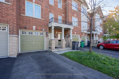 27 Denison Ave, Brampton, ON L6X 0H2