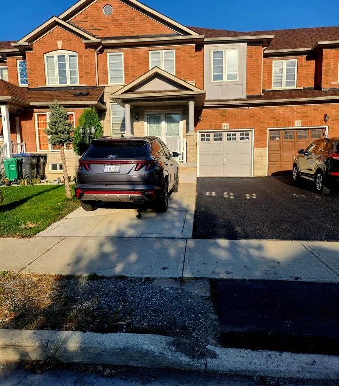 43 Snowshoe Lane, Brampton, ON L6R 0J6